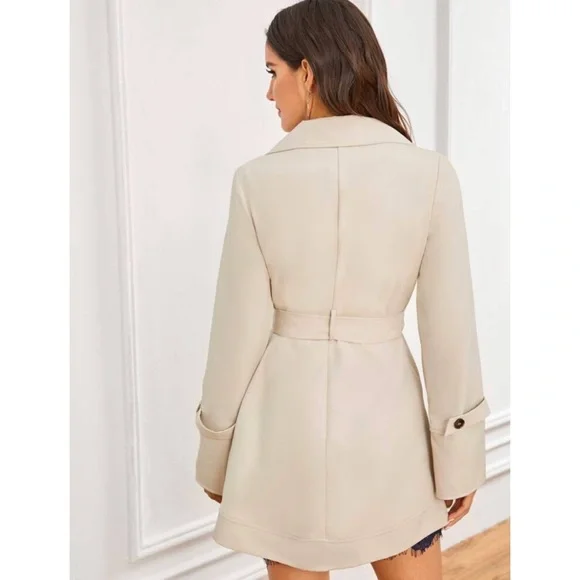 ♦️ LAST 2 Tan Belted Lapel Button Up Trench Coat - Picture 4 of 7